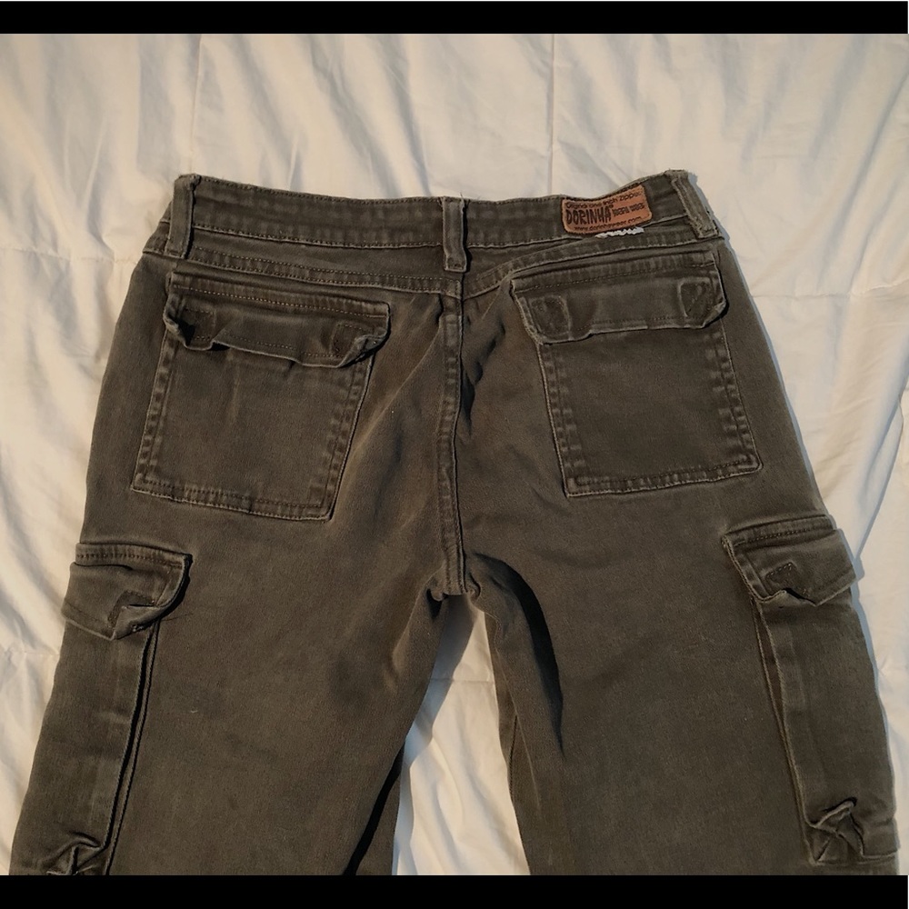 dark grean cargo pants